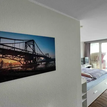 Sea View In The Helgolandhaus Ferienhaus Wilhelmshaven